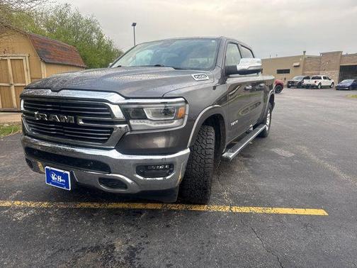 Granite Crystal Metallic Clearcoat 2020 RAM 1500 Laramie