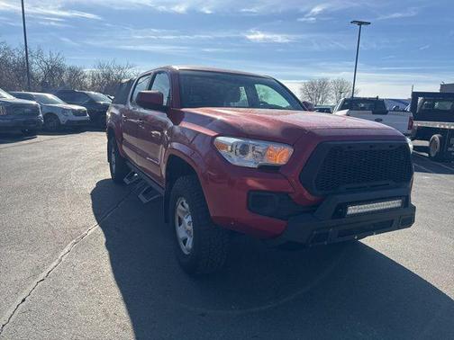 2016 Toyota Tacoma SR
