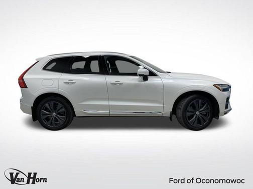 2022 Volvo XC60 Recharge Plug-In Hybrid T8 Inscription Expression