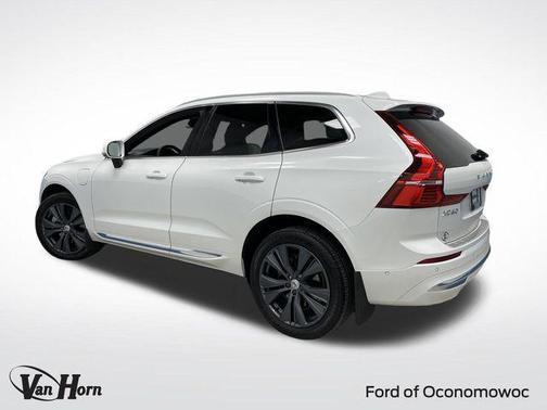 2022 Volvo XC60 Recharge Plug-In Hybrid T8 Inscription Expression