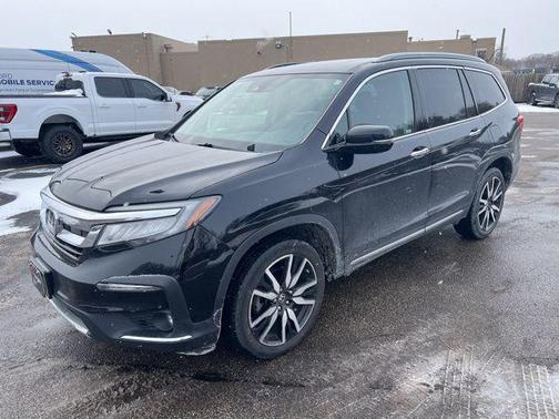 2019 Honda Pilot Touring 8-Passenger