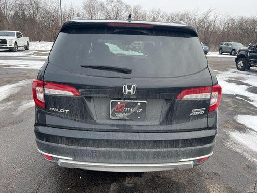2019 Honda Pilot Touring 8-Passenger