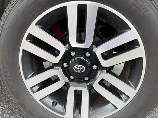 Midnight Black Metallic 2022 Toyota 4Runner Limited