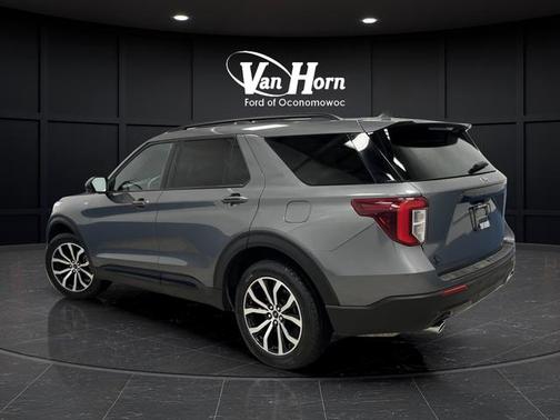 2023 Ford Explorer ST-Line