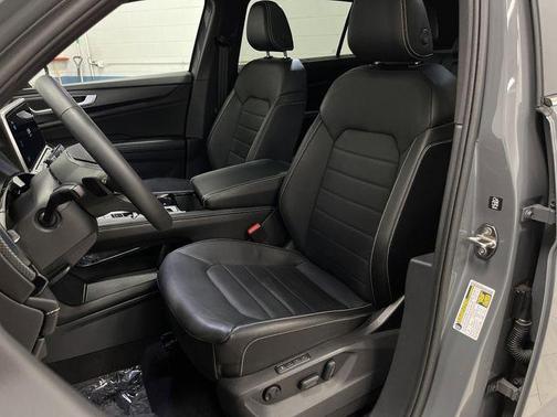 2024 Volkswagen Atlas Cross Sport 2.0T SEL