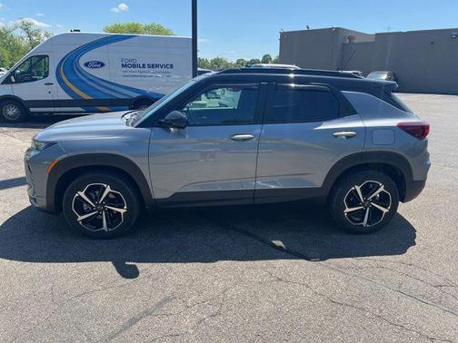 Sterling Gray Metallic 2023 Chevrolet Trailblazer RS