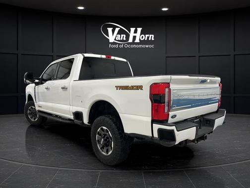 Star White Metallic Tri-Coat 2023 Ford F-350 Platinum