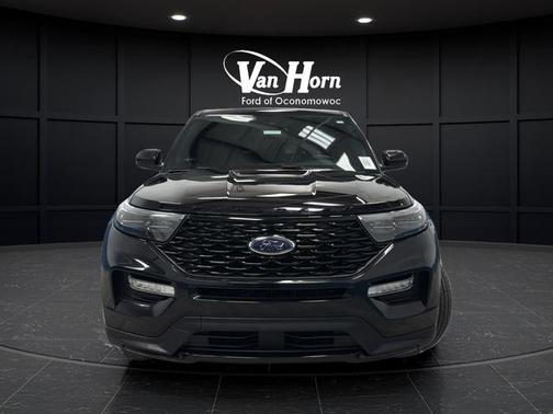 Agate Black Metallic 2022 Ford Explorer ST-Line