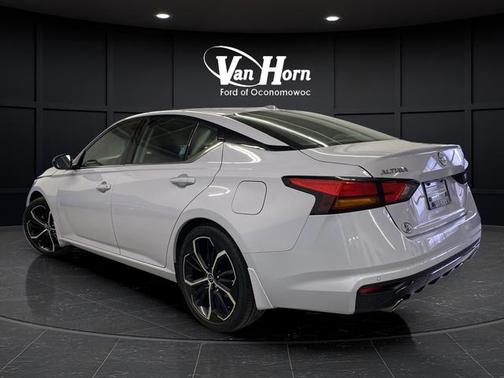 2024 Nissan Altima SR FWD