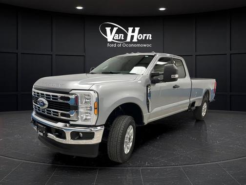 Iconic Silver Metallic 2024 Ford F-250 XLT