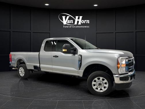 Iconic Silver Metallic 2024 Ford F-250 XLT
