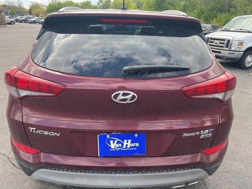 Ruby Wine 2017 Hyundai TUCSON Sport