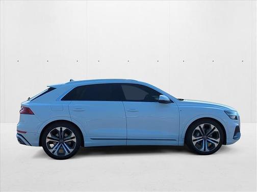 2022 Audi Q8 55 Prestige
