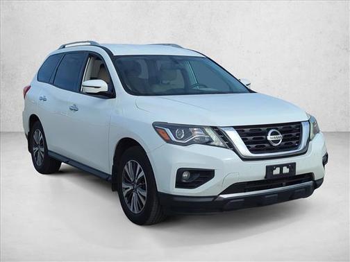 2017 Nissan Pathfinder SV