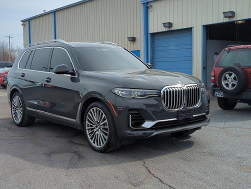 2021 BMW X7 xDrive40i