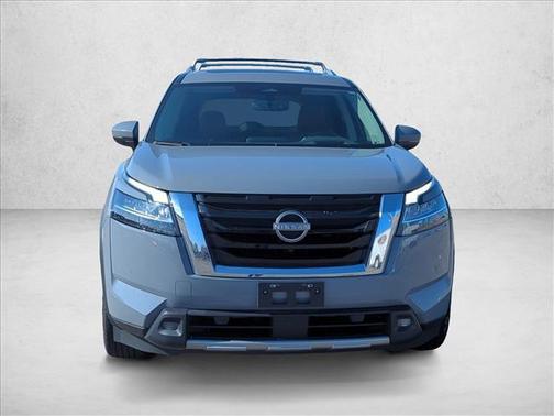 2022 Nissan Pathfinder Platinum 4WD
