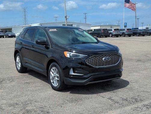 Agate Black Metallic 2024 Ford Edge SEL