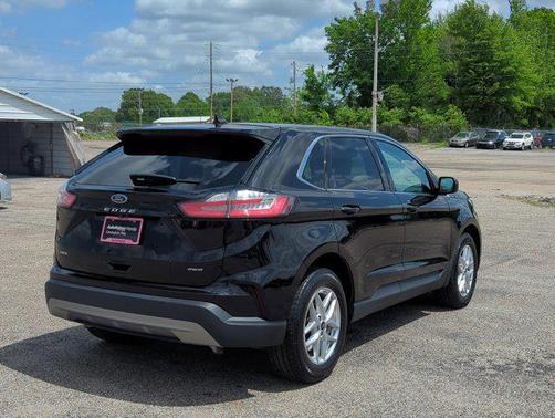 Agate Black Metallic 2024 Ford Edge SEL