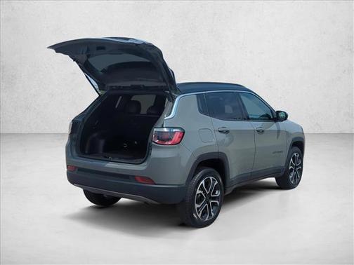 Sting-Gray Clearcoat 2024 Jeep Compass Limited
