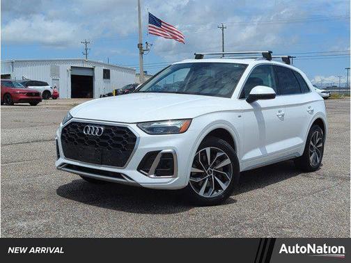 2022 Audi Q5 45 S line Premium Plus