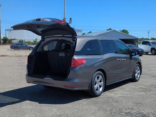 Modern Steel Metallic 2019 Honda Odyssey EX-L w/Navigation/RES