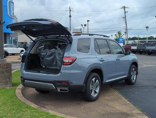 Sonic Gray Pearl 2026 Honda Pilot EX-L