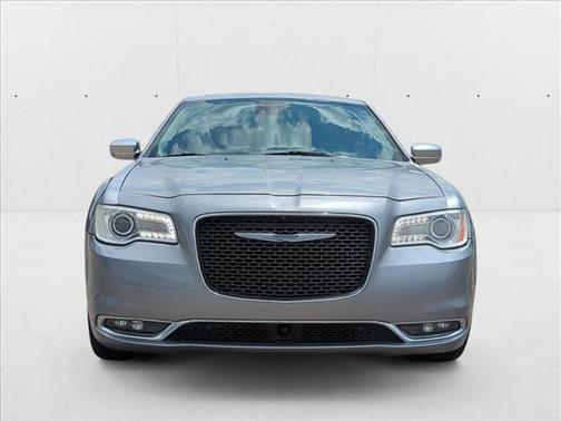 2017 Chrysler 300C Base