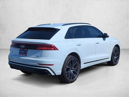 2020 Audi Q8 55 Premium Plus