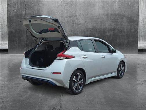 2020 Nissan Leaf SV 40 kWh