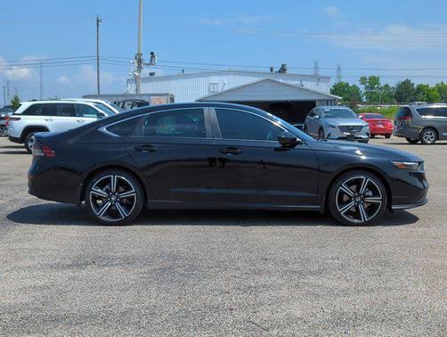 2024 Honda Accord Hybrid Base