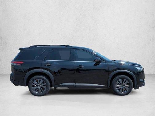 Super Black 2022 Nissan Pathfinder SV 2WD