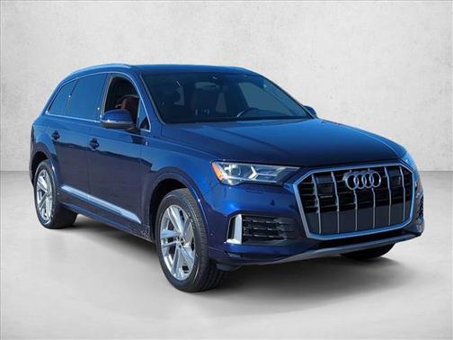 2021 Audi Q7 45 Premium Plus