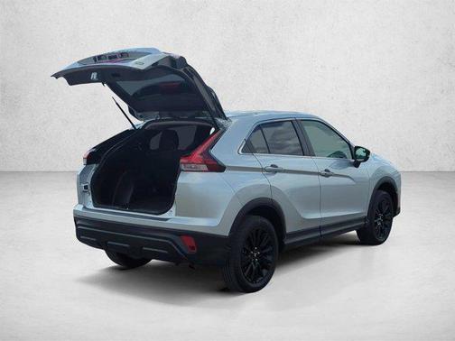 Silver/Gray 2024 Mitsubishi Eclipse Cross LE