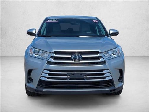 Celestial Silver Metallic 2017 Toyota Highlander LE I4