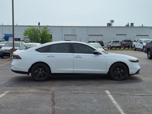 2025 Honda Accord Sport SE 1.5T