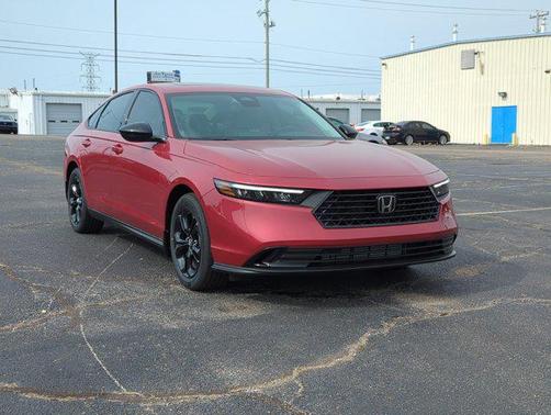 2025 Honda Accord Sport SE 1.5T
