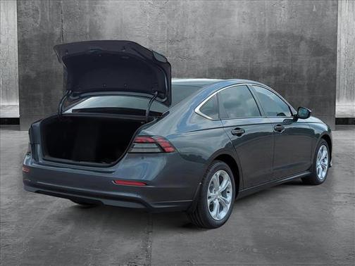 2025 Honda Accord LX 1.5T
