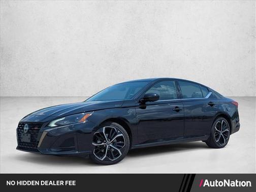 Super Black 2024 Nissan Altima SR FWD