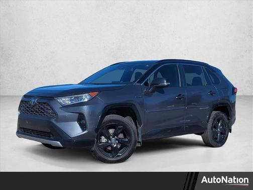 2020 Toyota RAV4 Hybrid SE