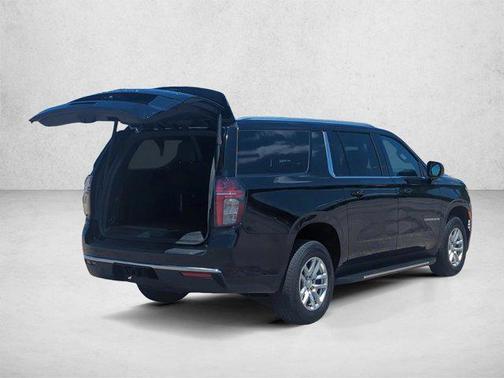 Black 2023 Chevrolet Suburban LT
