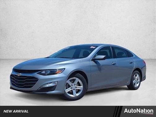 Sterling Gray Metallic 2024 Chevrolet Malibu FWD 1LT