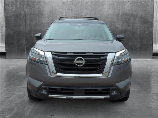 2022 Nissan Pathfinder Platinum 2WD