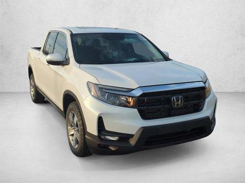Platinum White Pearl 2026 Honda Ridgeline RTL