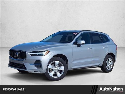 2022 Volvo XC60 B5 Momentum