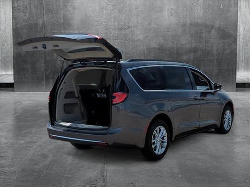 2021 Chrysler Pacifica Touring AWD