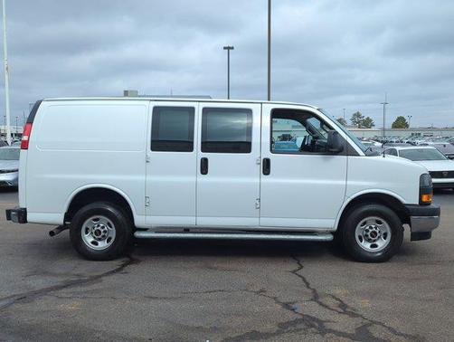 2024 GMC Savana 2500 Work Van