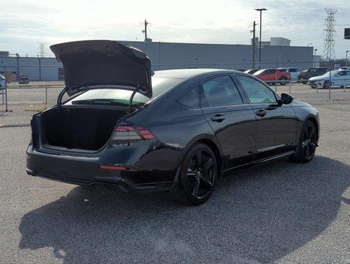 2025 Honda Accord Hybrid Sport-L