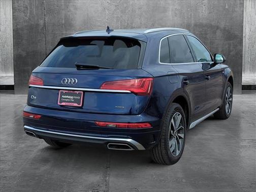 Navarra Blue Metallic 2022 Audi Q5 45 S line Premium Plus