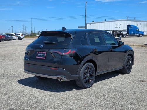 Crystal Black Pearl 2024 Honda HR-V 2WD Sport