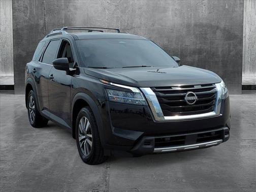 2024 Nissan Pathfinder SL 4WD